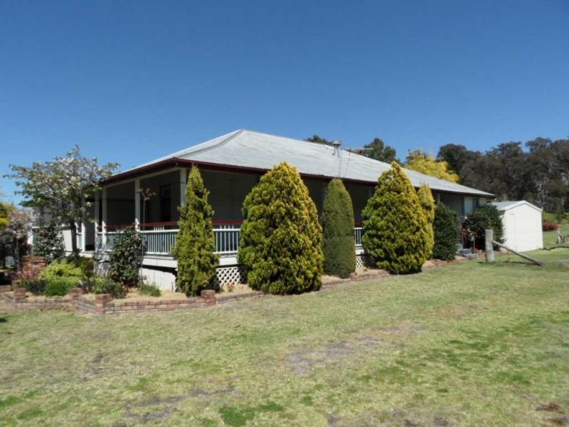 56 Wallangarra Road, Stanthorpe QLD 4380
