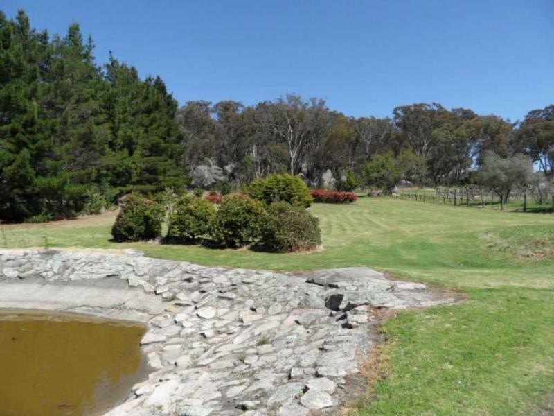 56 Wallangarra Road, Stanthorpe QLD 4380