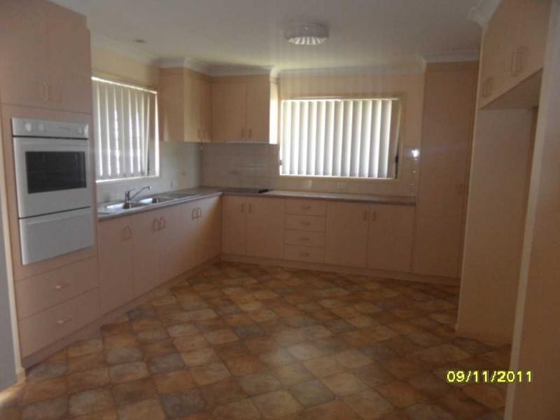 20a Wallangarra Road, Stanthorpe QLD 4380