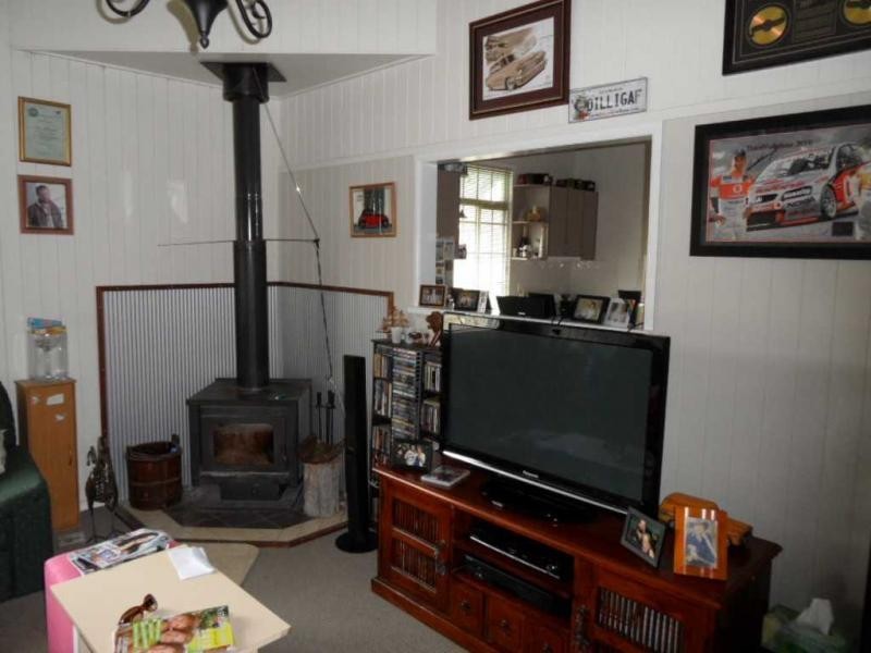 9 Glover Street, Glen Aplin, Stanthorpe QLD 4380