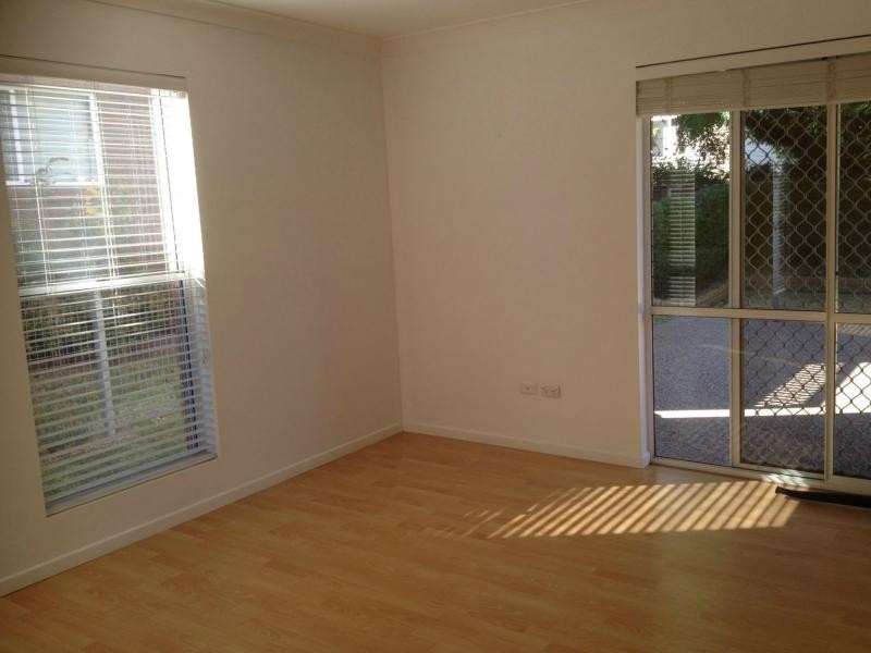 Unit 2/29 Connor Street, Stanthorpe QLD 4380