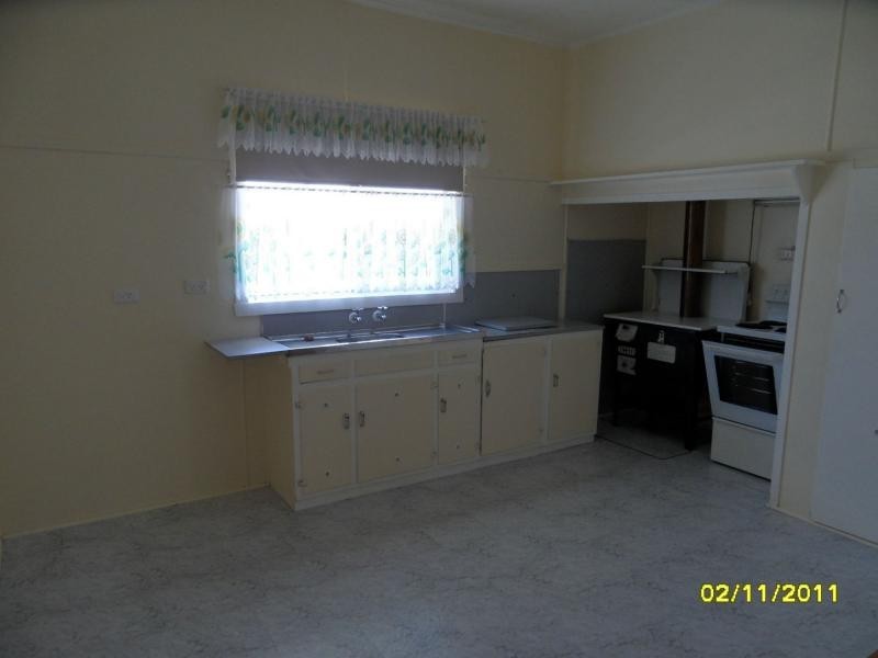 31 Symes Street, Stanthorpe QLD 4380