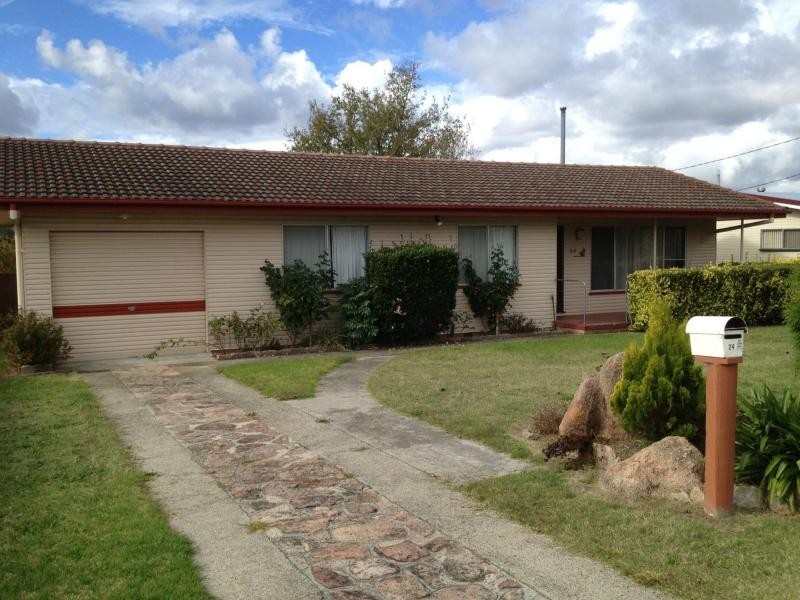 24 Pierpoint Street, Stanthorpe QLD 4380