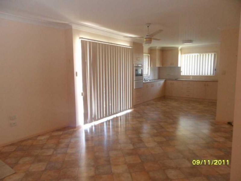 20a Wallangarra Road, Stanthorpe QLD 4380