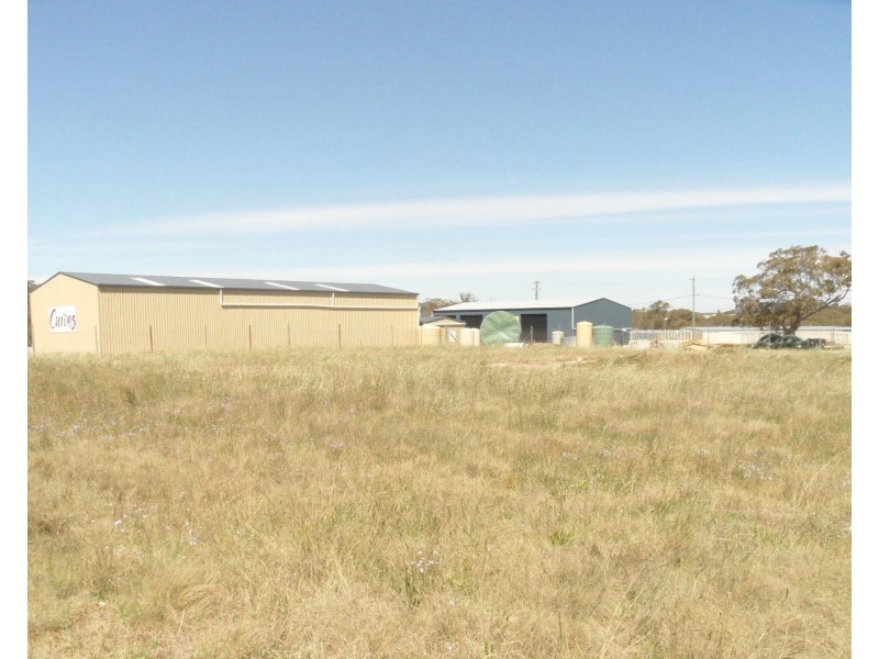 1 Sullivan Drive, Stanthorpe QLD 4380