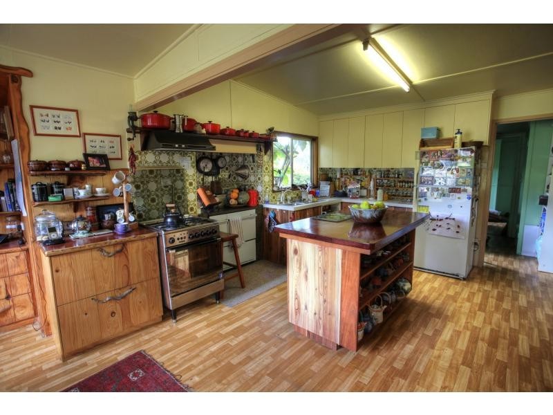 2117 Pyramids Road, Ballandean, Ballandean QLD 4382