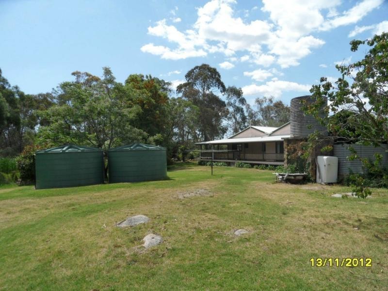 95 Pradella Road, Stanthorpe QLD 4380