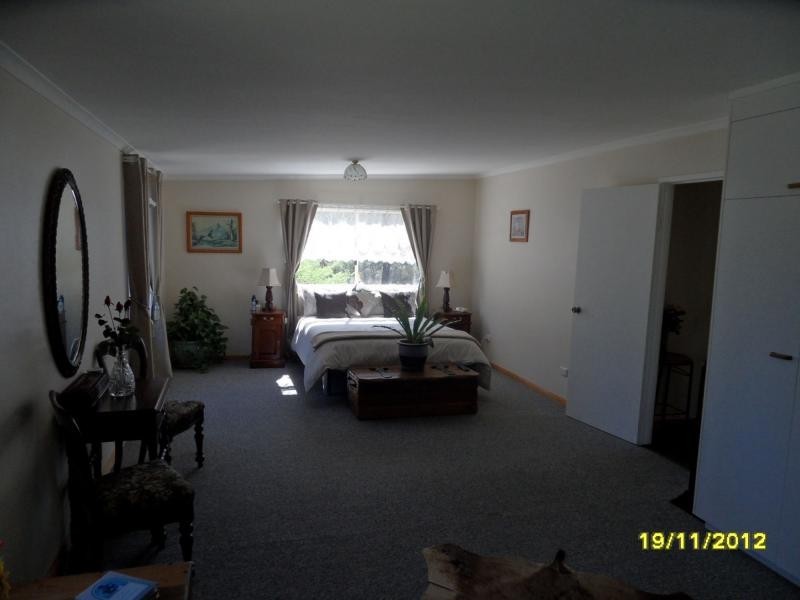 728 Mt Hutton Road, Stanthorpe, Stanthorpe QLD 4380