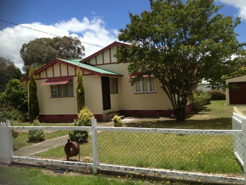 5 Archibald Street, Stanthorpe QLD 4380