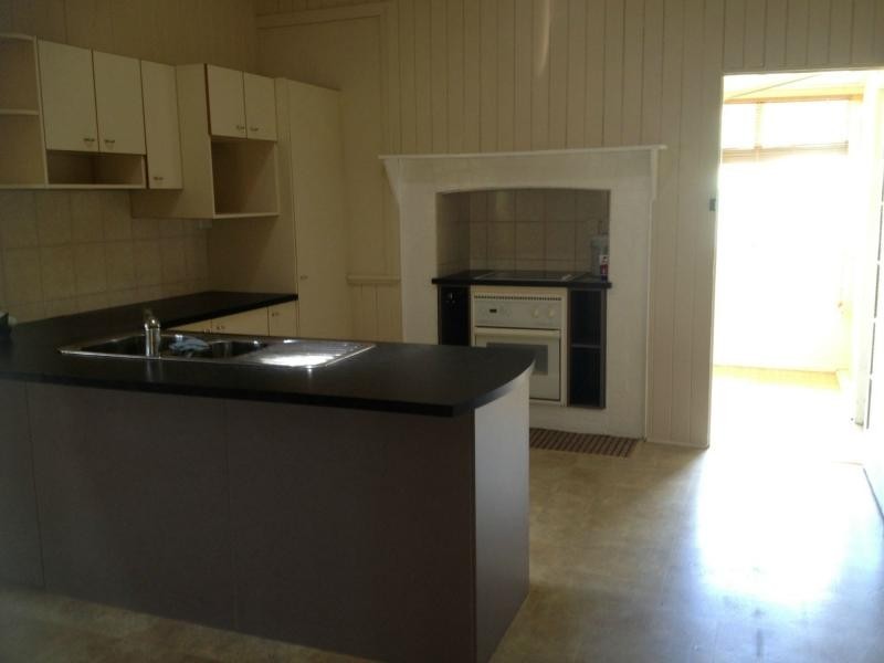 5 Archibald Street, Stanthorpe QLD 4380
