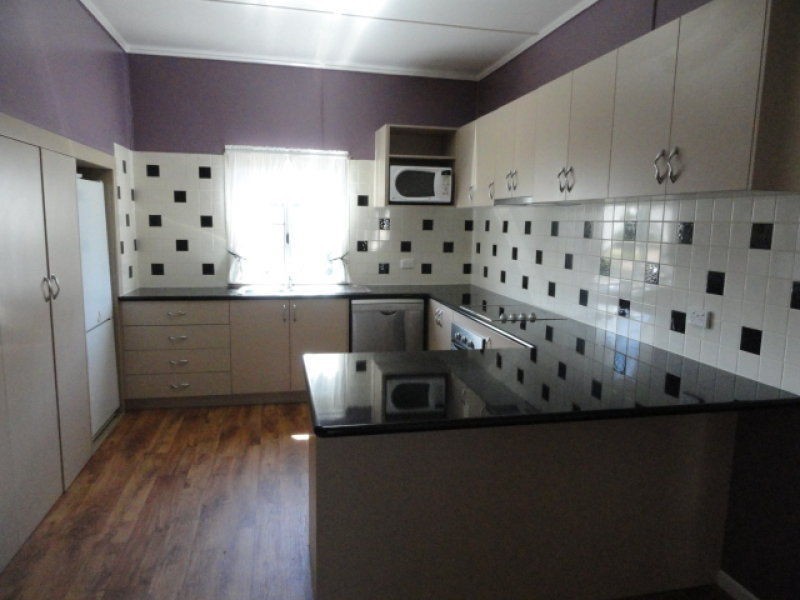 71 Sugarloaf Road, Stanthorpe QLD 4380