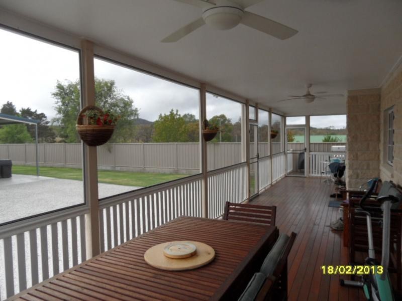 17 Fairway Crescent, Stanthorpe QLD 4380