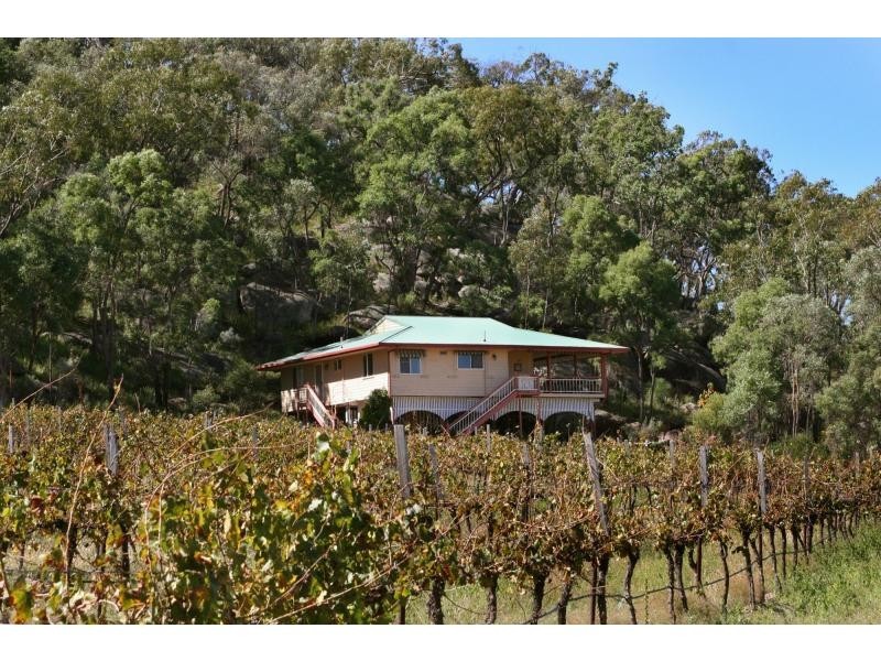 60 Zambelli Road, Stanthorpe QLD 4380
