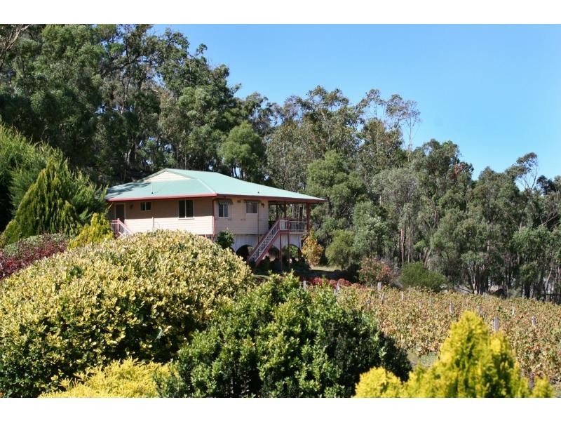 60 Zambelli Road, Stanthorpe QLD 4380