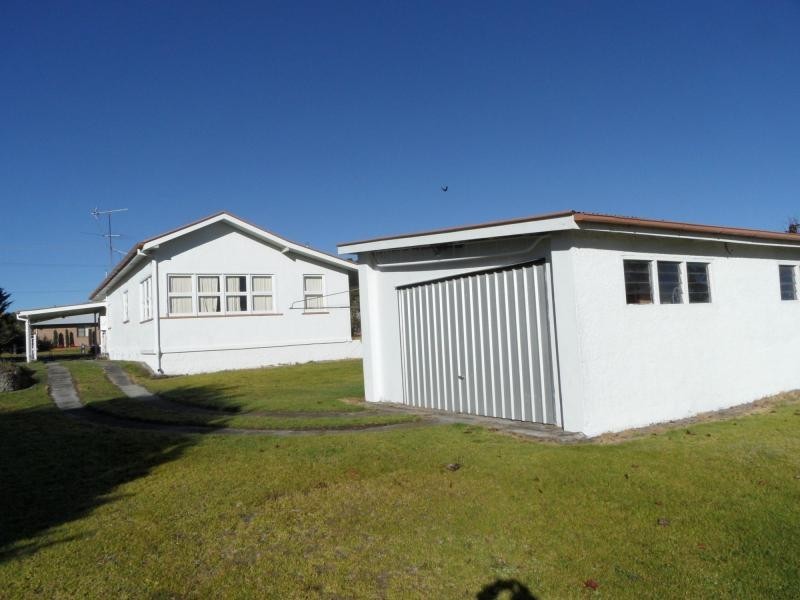 8 Harris Street, Stanthorpe QLD 4380