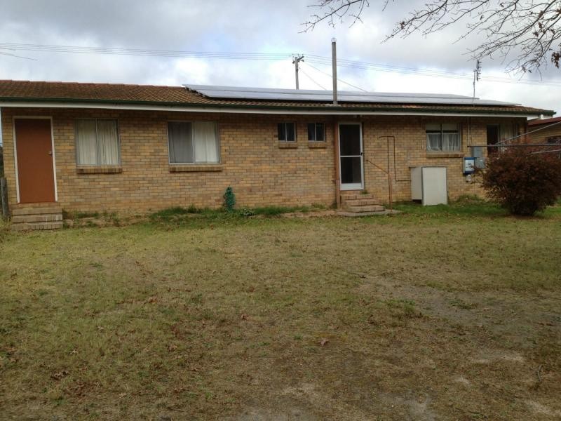 112 Lock Street, Stanthorpe QLD 4380