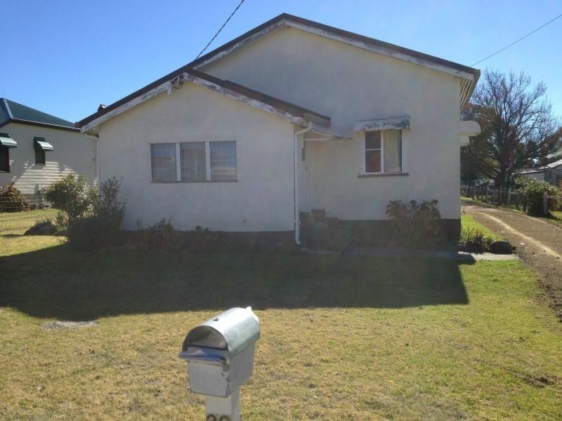 26 Lock Street, Stanthorpe QLD 4380