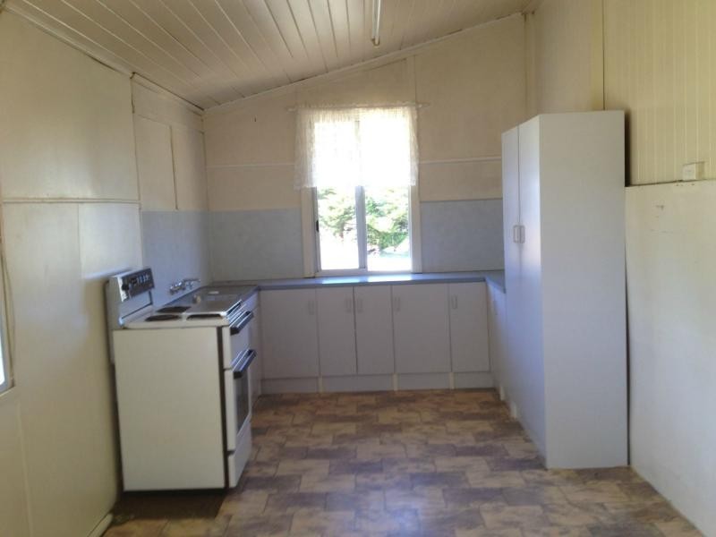 26 Lock Street, Stanthorpe QLD 4380