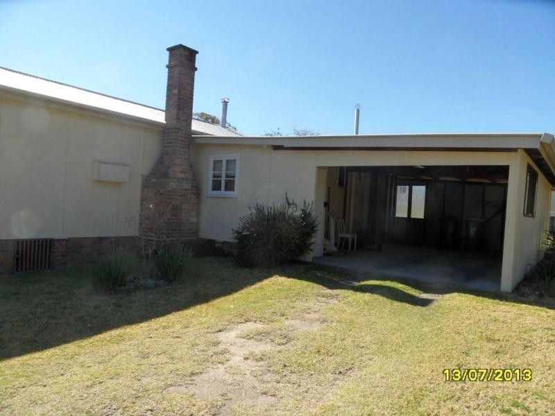 103 AMOSFIELD Road, STANTHORPE, Stanthorpe QLD 4380