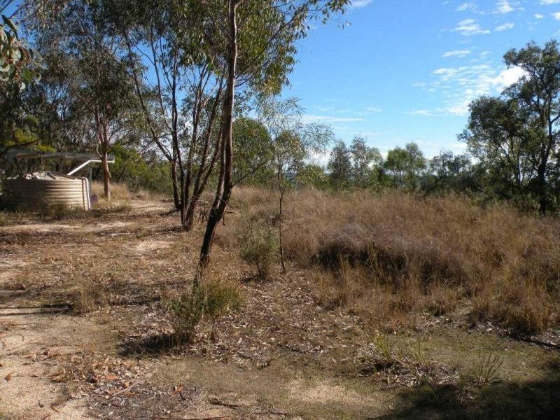 100 Maclean Lane, Ballandean, Stanthorpe QLD 4380