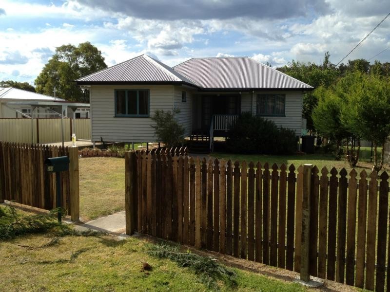 28a Pike Street, Stanthorpe QLD 4380