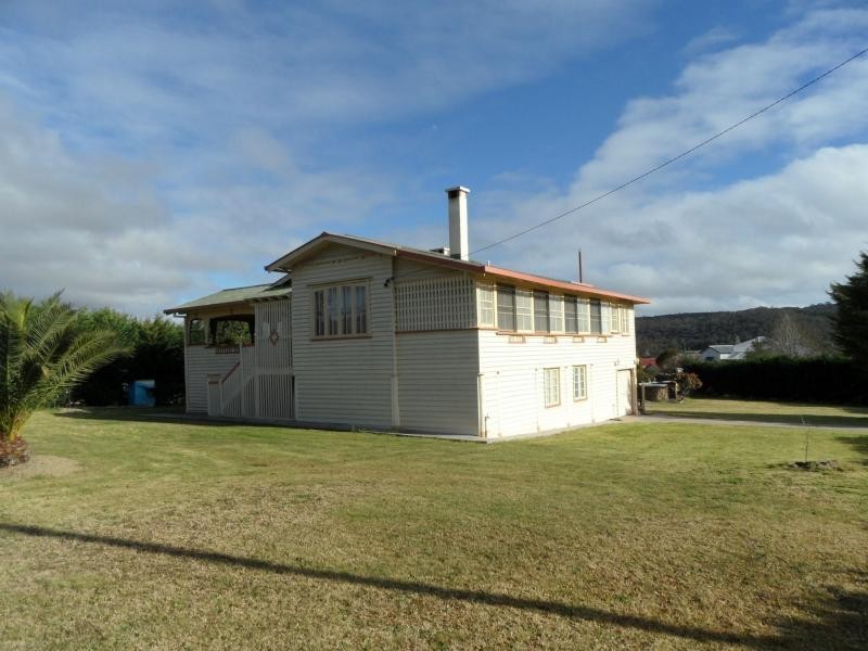 88 High Street, Stanthorpe, Stanthorpe QLD 4380