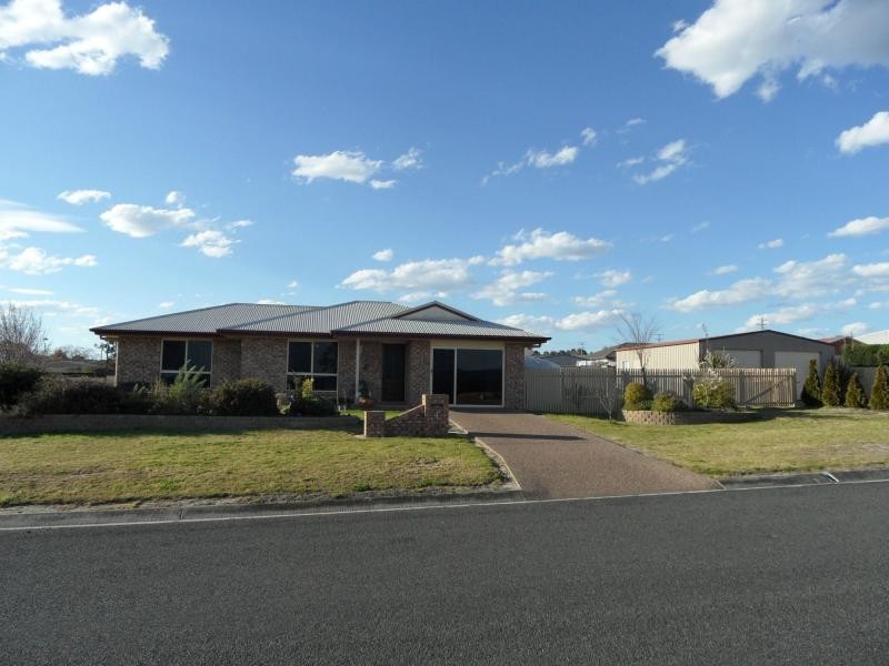 4 Torrisi Terrace, Stanthorpe QLD 4380