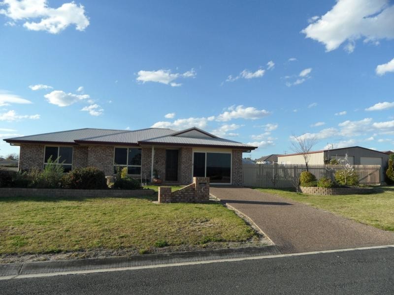 4 Torrisi Terrace, Stanthorpe QLD 4380