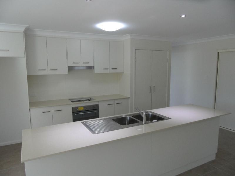 L14 Lavena Court (off Club Road), Stanthorpe QLD 4380