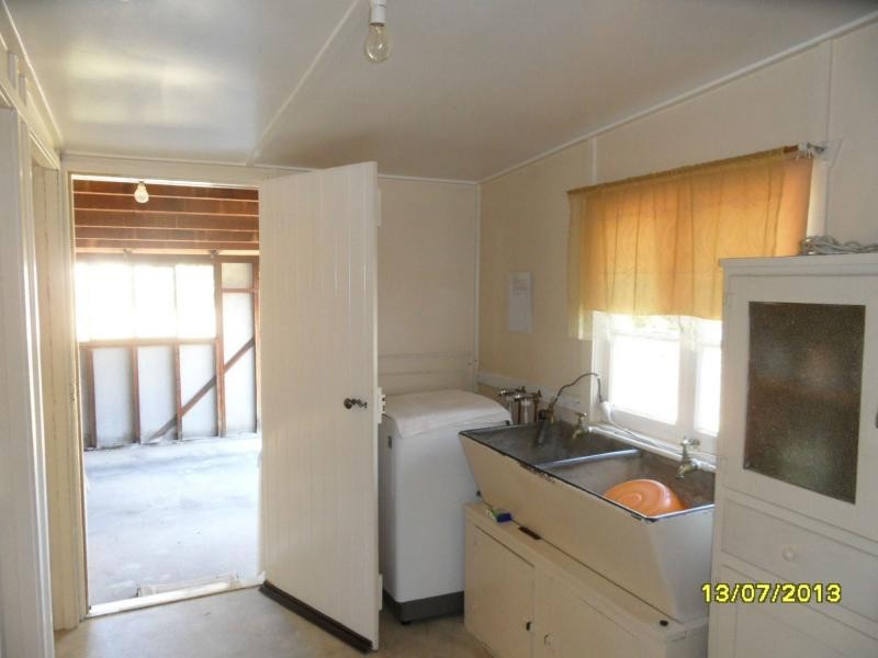 103 AMOSFIELD Road, STANTHORPE, Stanthorpe QLD 4380