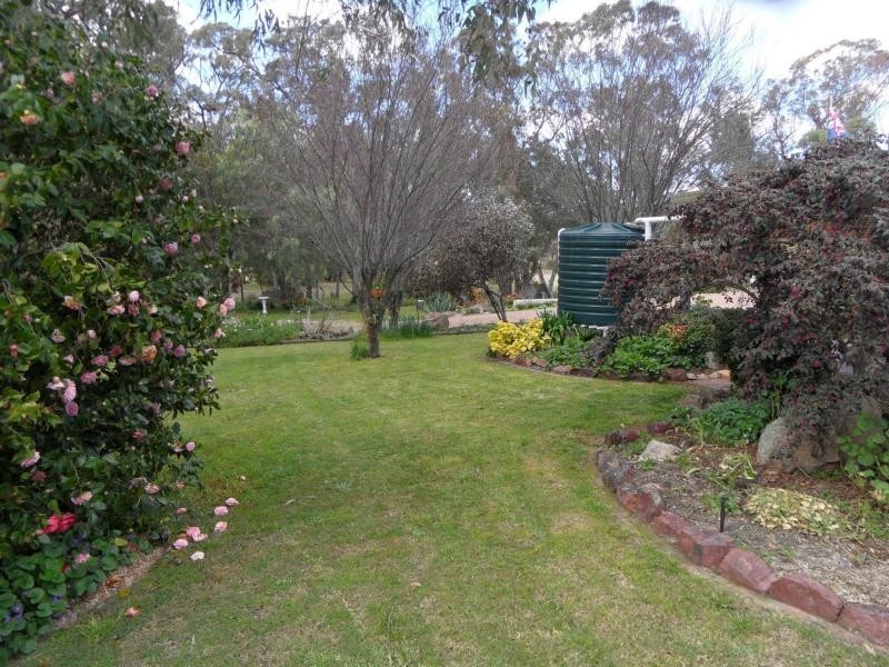 3 Lees Mountain Road, Stanthorpe QLD 4380