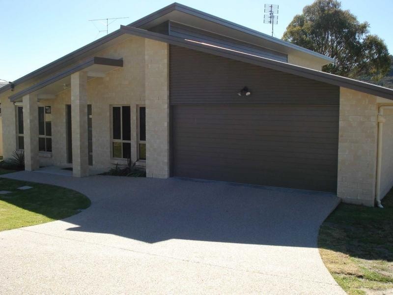 64 Railway Street, Stanthorpe QLD 4380