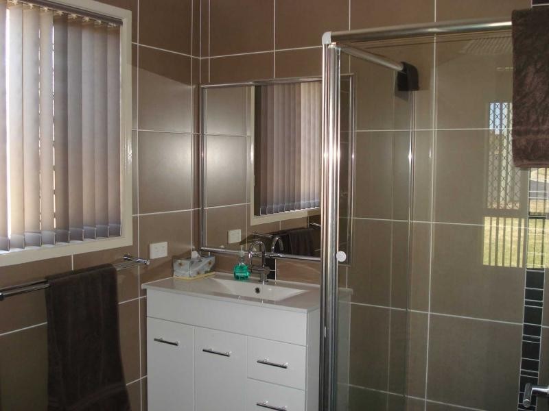 64 Railway Street, Stanthorpe QLD 4380