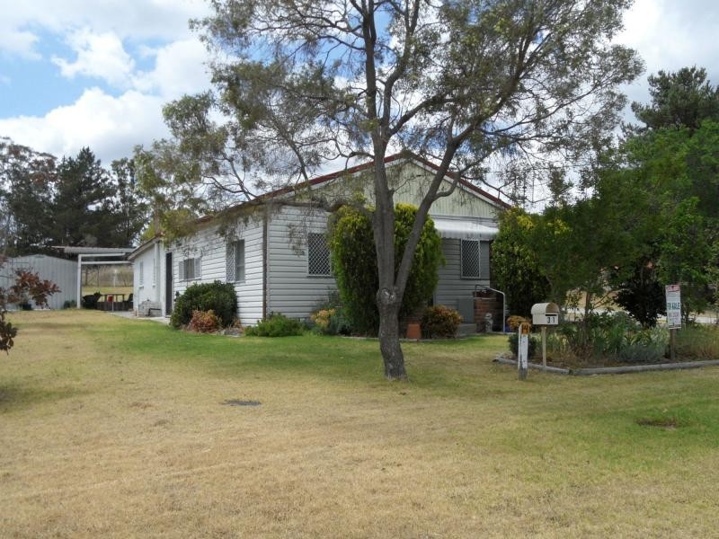 31 Pike Street, Stanthorpe QLD 4380