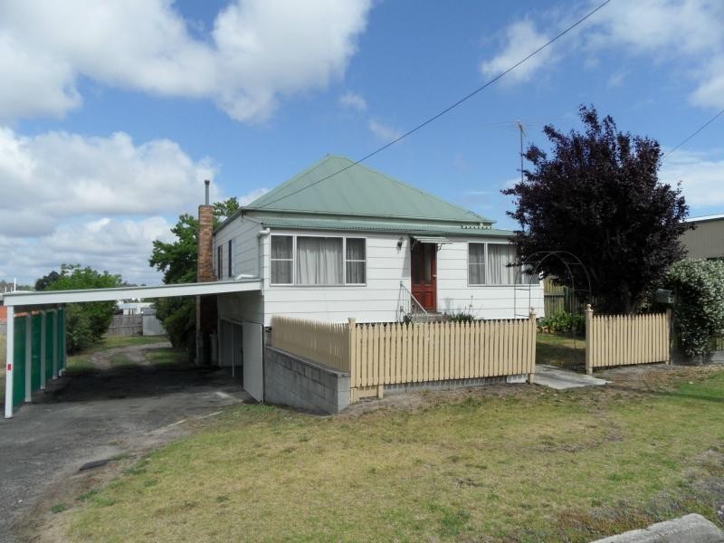 32 Matthew Street, Stanthorpe QLD 4380
