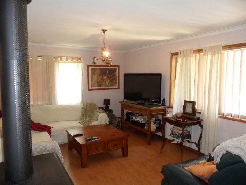 27 Sorrento Road, Dalveen, Stanthorpe QLD 4380