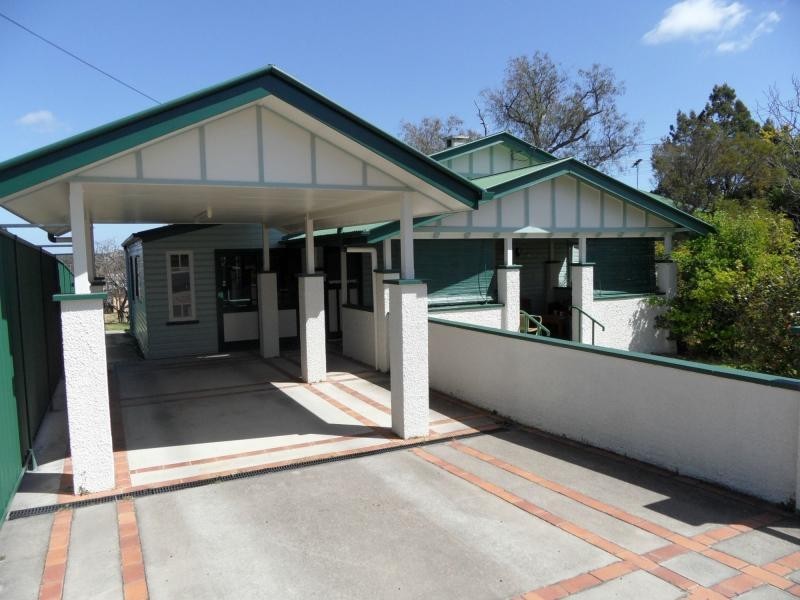 36 Short Street, Stanthorpe QLD 4380