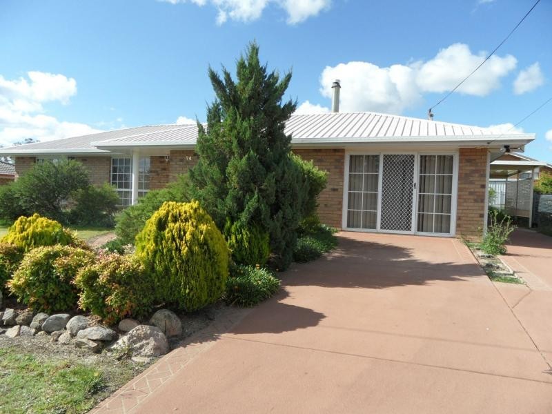 74 College Road, Stanthorpe QLD 4380
