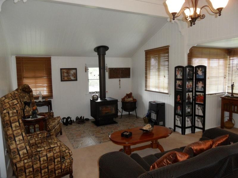 110 Donnelleys Castle Road, Stanthorpe QLD 4380