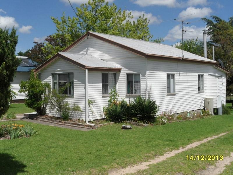 10 Aplin Street, Stanthorpe QLD 4380