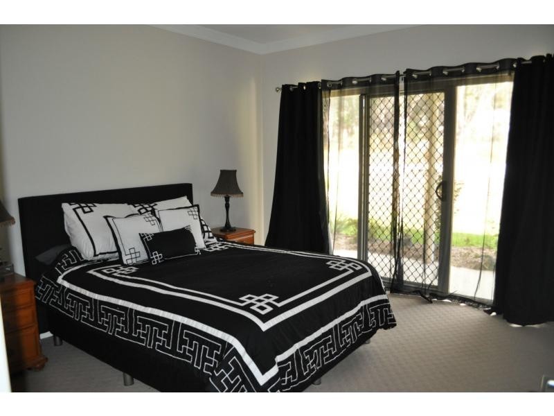 1114 Rabbit Fence Road, Pozieres, Stanthorpe QLD 4380