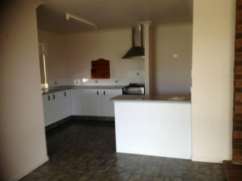 15 Haig Street, The Summit, Stanthorpe QLD 4380