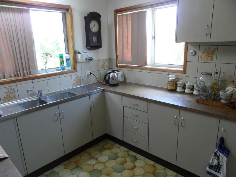 27 Sorrento Road, Dalveen, Stanthorpe QLD 4380