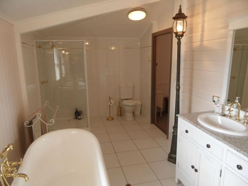 82 Sugarloaf Road, Stanthorpe QLD 4380