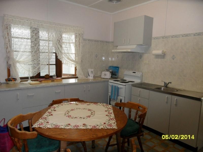 2 Hardy Street, Stanthorpe QLD 4380