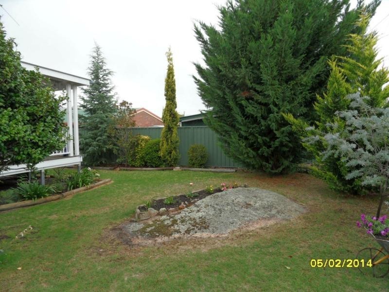 2 Hardy Street, Stanthorpe QLD 4380