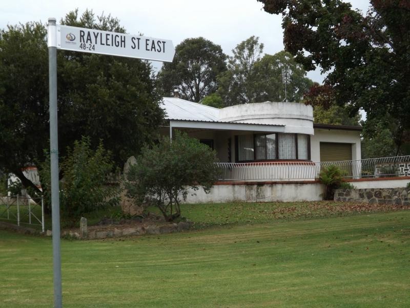 21 Rayleigh Street, Wallangarra, Stanthorpe QLD 4380