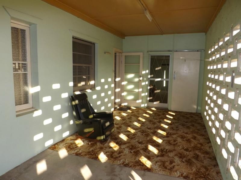 21 Rayleigh Street, Wallangarra, Stanthorpe QLD 4380