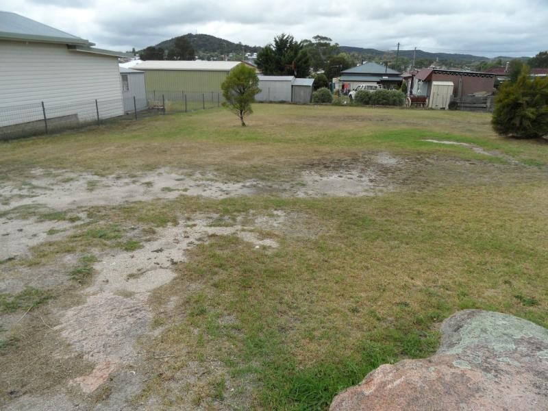 35 Hillcrest Street, Stanthorpe QLD 4380