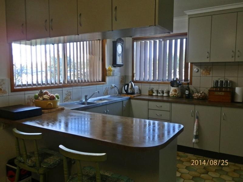 27 Sorrento Road, Dalveen, Stanthorpe QLD 4380